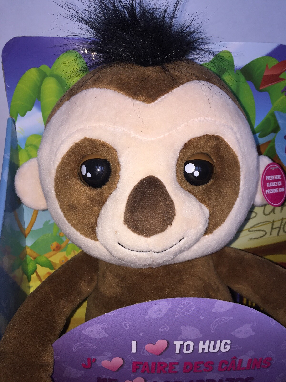 fingerlings hugs sloth