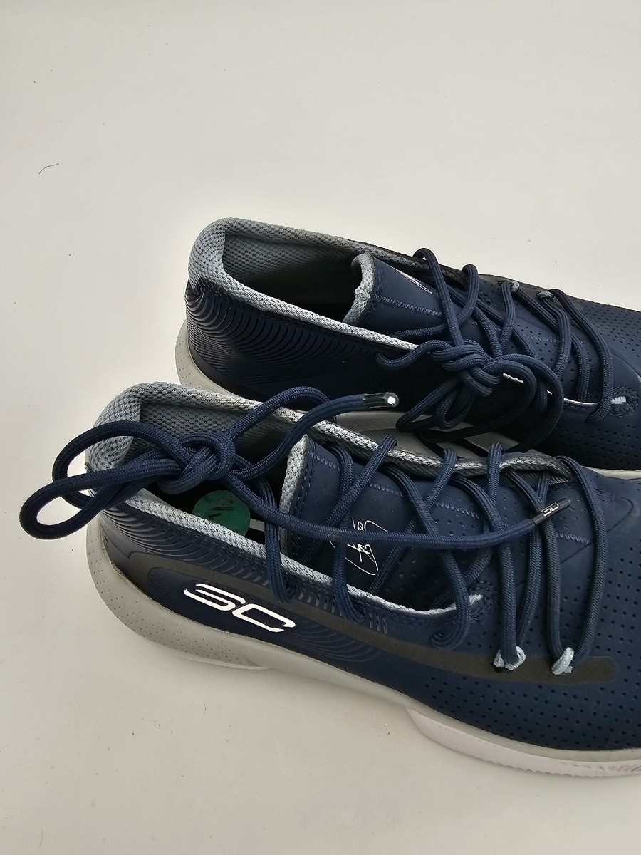 UNDER ARMOUR - きら(3点) Amazon.com | Under Armour Boy's Curry 3 Basketball Shoe Blue
