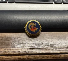 VINTAGE UNUSED MILLER BEER GIRL ON MOON CORK BOTTLE CAP CROWN MILWAUKEE WI