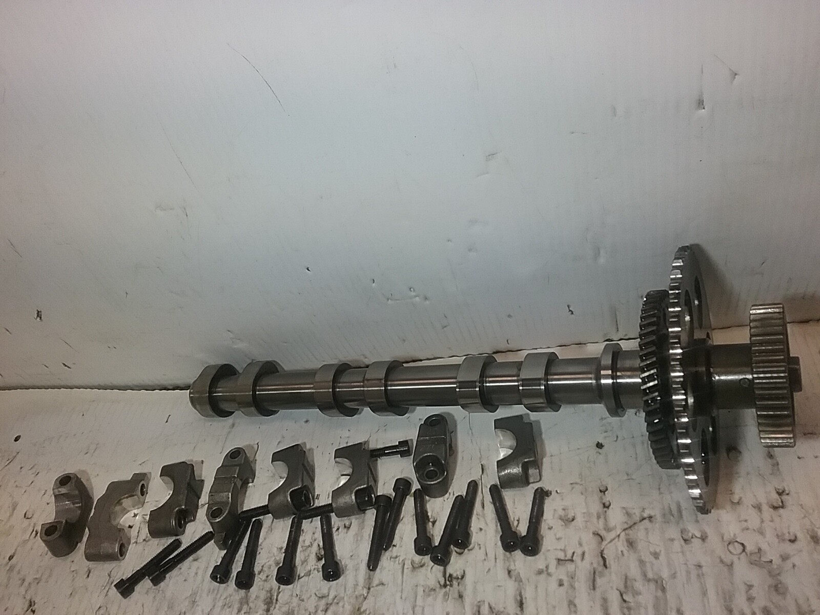 2014-2018 Jeep Grand Cherokee Left Side Engine Camshaft 20662167F 