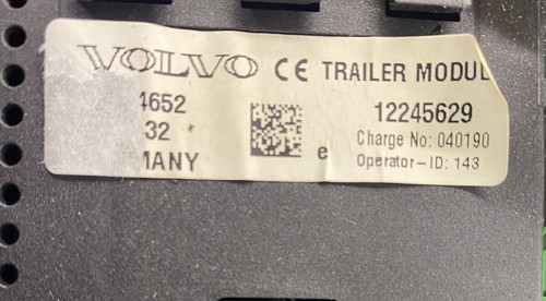 05 Volvo Xc70 Trailer Module With Wiring Harness 12245629 - Picture 4 of 13