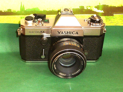 Yashica Electro AX | Yashinon DS-M 50mm f/1.7 | geprüft | voll funktionsfähig |