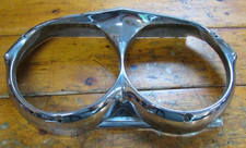 1962 Pontiac Catalina Or Bonneville Rh Headlight Bezel 541067 - Great Shape