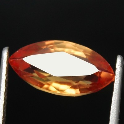 Natürlicher 5,25 ct zertifizierter mehrfarbiger Saphir Ceylon 14 x 7 mm Marqu...