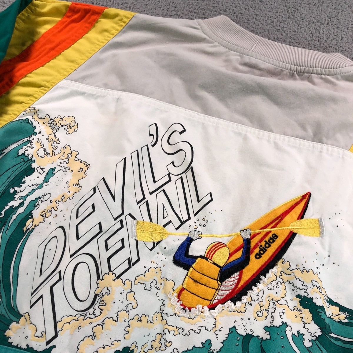 Vintage Adidas Sweatshirt Mens Large Green Devils Toenail Amuza