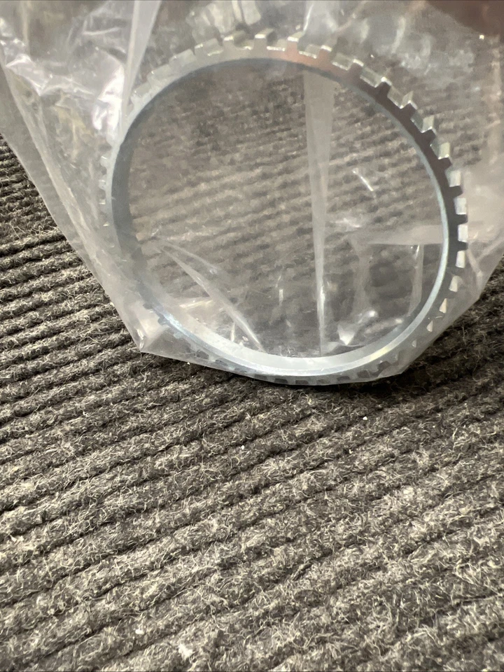 Anillo de tono ABS Dorman 917-532 para Ford Escape 2012 Foto 3 de 4