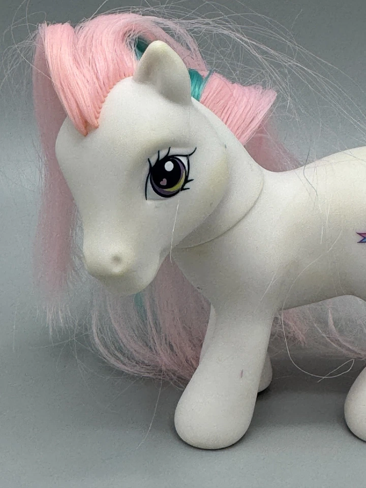 My Little Pony G3 Lulabelle 2005 figura cepillable MPL campanas de boda de colección Foto 2 de 4