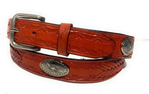 KIDS WESTERN BELT. GENUINE LEATHER RODEO BELT CONCHO DECORATED KIDS COWBOY BELT - Picture 9 of 9