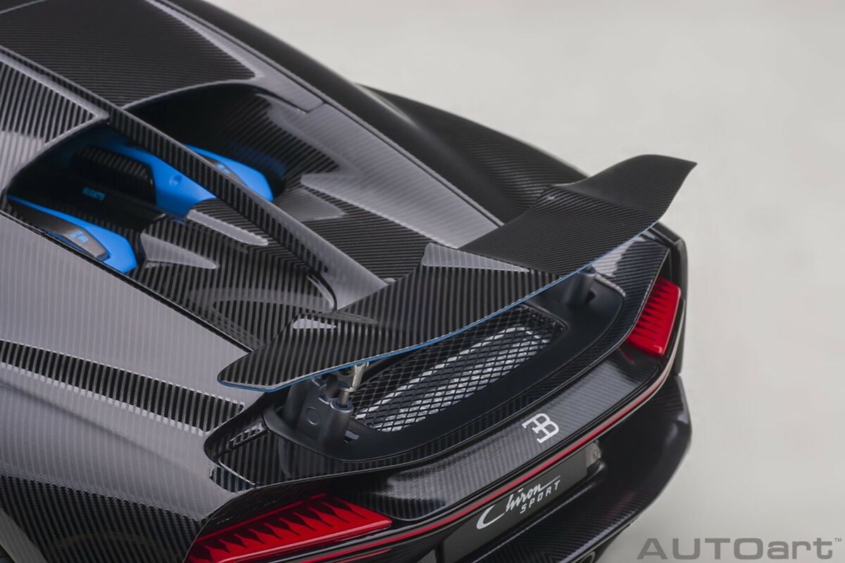 70997 AUTOart 1:18 Bugatti Chiron Sports 2019 French blue 70997 AUTOart 1:18 Bugatti Chiron Sports 2019 French blue