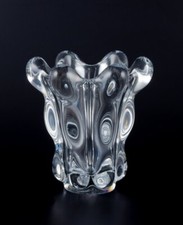 Art Vannes, France. Art glass vase in crystal. Art Deco. Clear glass.