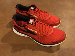 brooks launch size 11