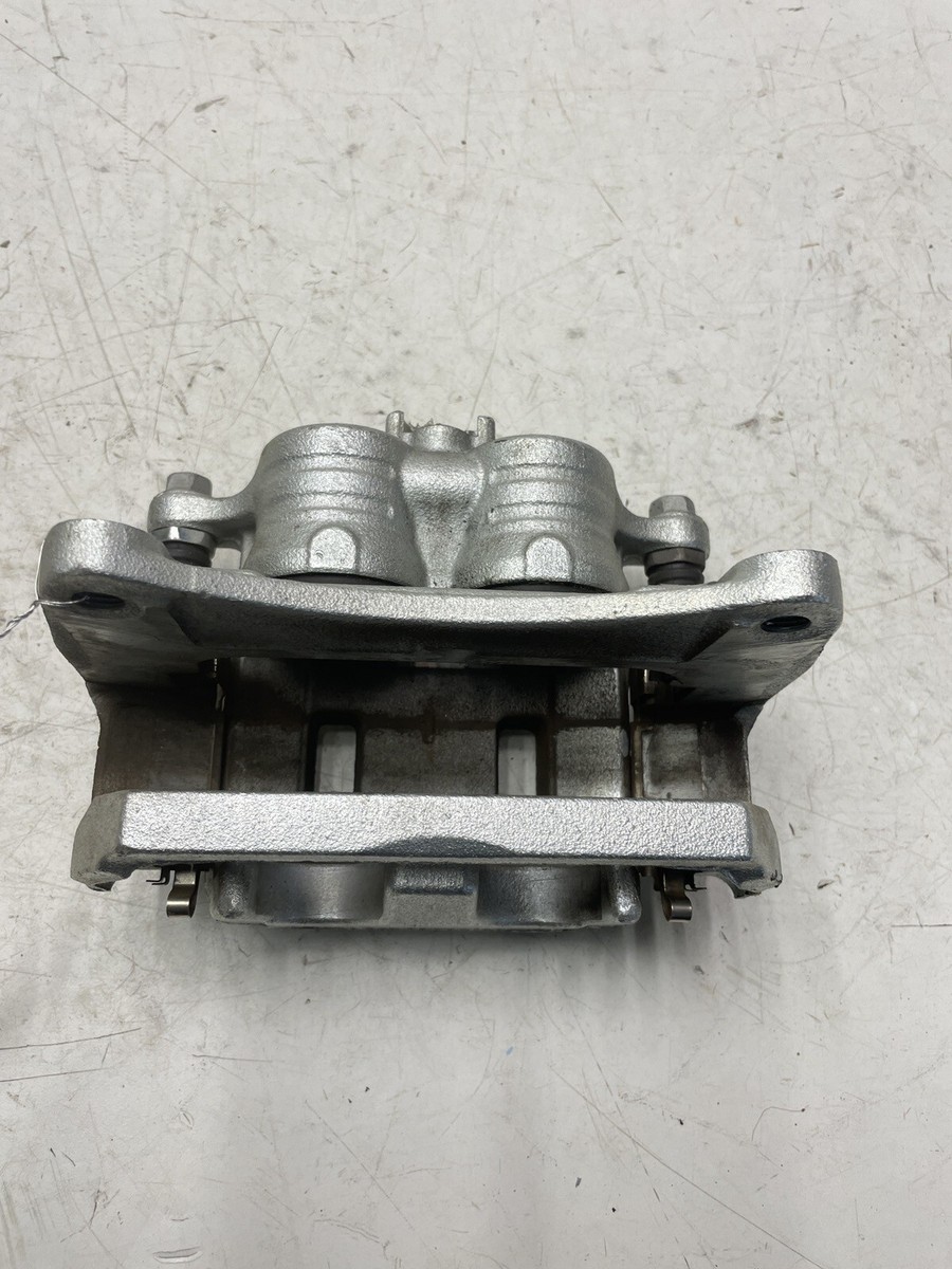 Front Left Brake Caliper 2022 Subaru Forester 26292-SJ011