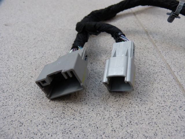 Picture 3 of 6