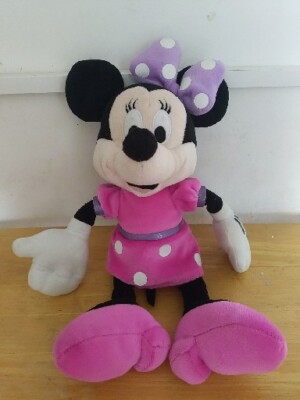 Disneys ''Minnie Mouse'' Posh Paws weicher Plüsch 30 cm