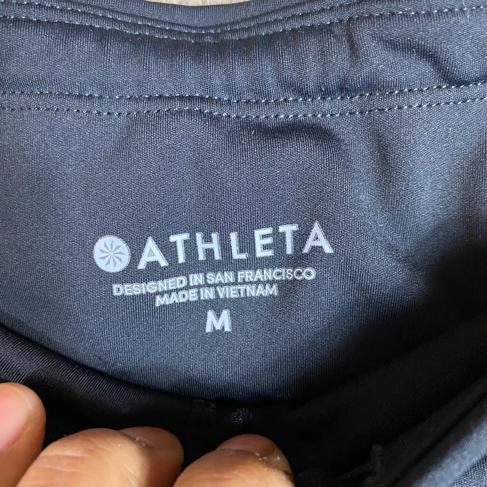 athleta cropped zip pockets workout yoga leggings