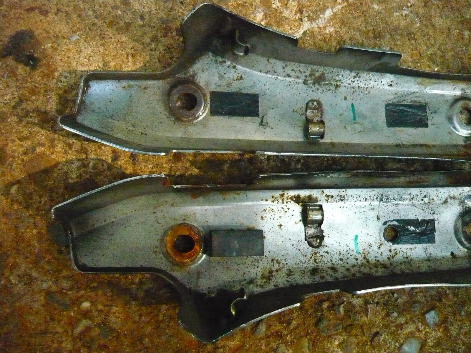 Shadow 400 Rear Fender Rails 04 - 09 Honda VT750C Shadow Aero OEM Rear Fender Struts Grab Rails ...