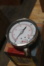 NEW Dwyer SGL-G0424N Stainless Steel Industrial Pressure Gage 0-200 PSI