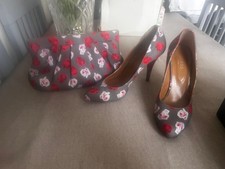 Hobbs floral size 40/7 shoes and matching clutch handbag