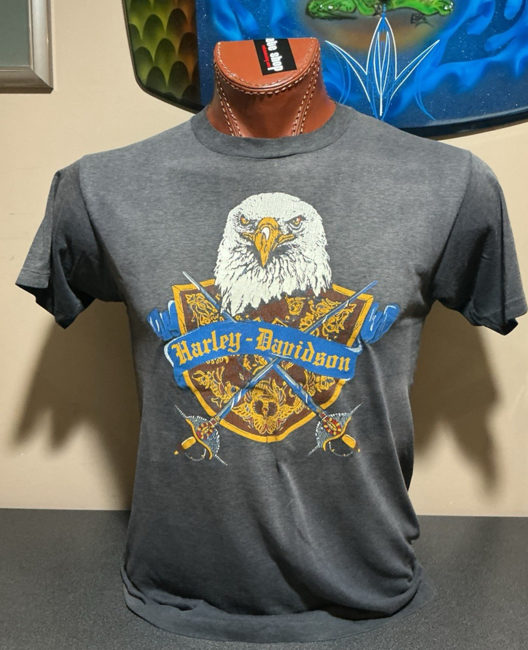 Vtg 1980's Harley-Davidson Eagle Medieval Swords & Shield t-shirt Rockville MD L
