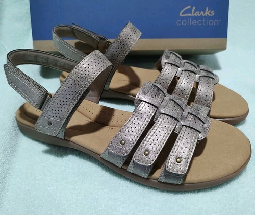 Sandalias Clark's Collection Elizabeth Kay Top Metálicas Talla 8 Medianas - Imagen 2 de 9