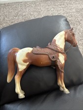 VINTAGE BREYER PALOMINO HORSE WITH CHAIN REINS SADDLE MADE IN U.S.A. Used