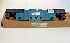 MAC Valves 825C-PM-501JA-652 Solenoid Valve 5/3-Way 24VDC 1/4 NPT