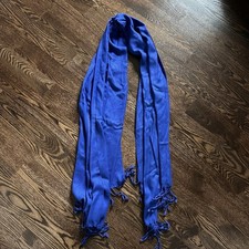 NWOT Bloomingdale  s Bright Royal Blue Pashmina Scarf Fringe Edge
