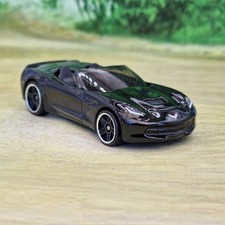 Hot Wheels '14 Corvette Stingray Diecast Model Car 1/64 (19) Excellent Condition