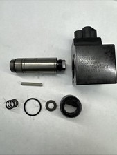 Parker D1VW0 Hydraulic Valve Control Coil  110/120 VAC 1860423-30 Lisk Plug IN