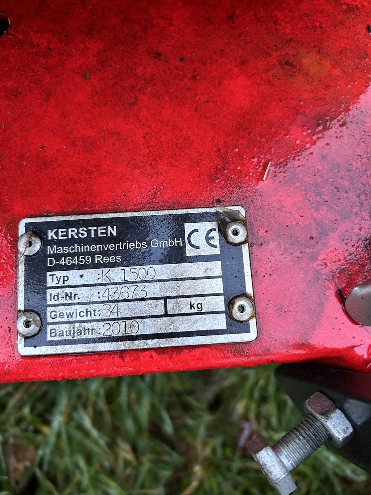 Kersten K1500 Power Weed Brush. Honda Petrol Driven Moss Remover. Wire