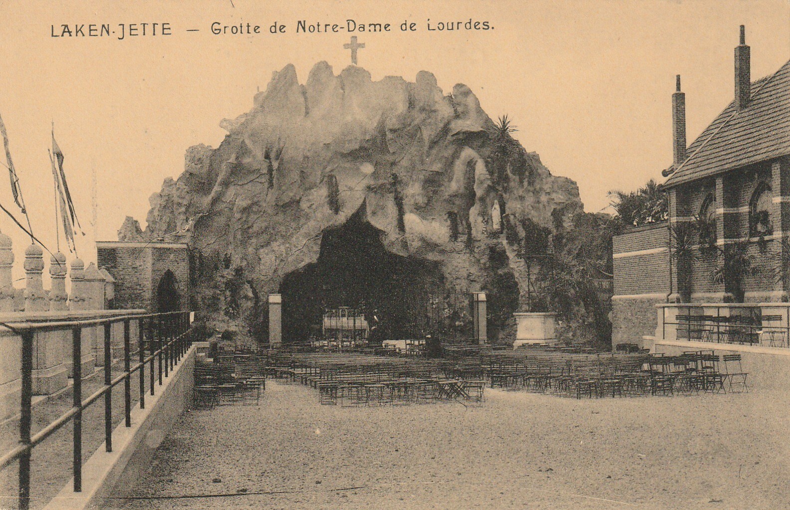 Alte Postkarte 2028 Laken Jette Grotte de NotreDame de Lourdes eBay