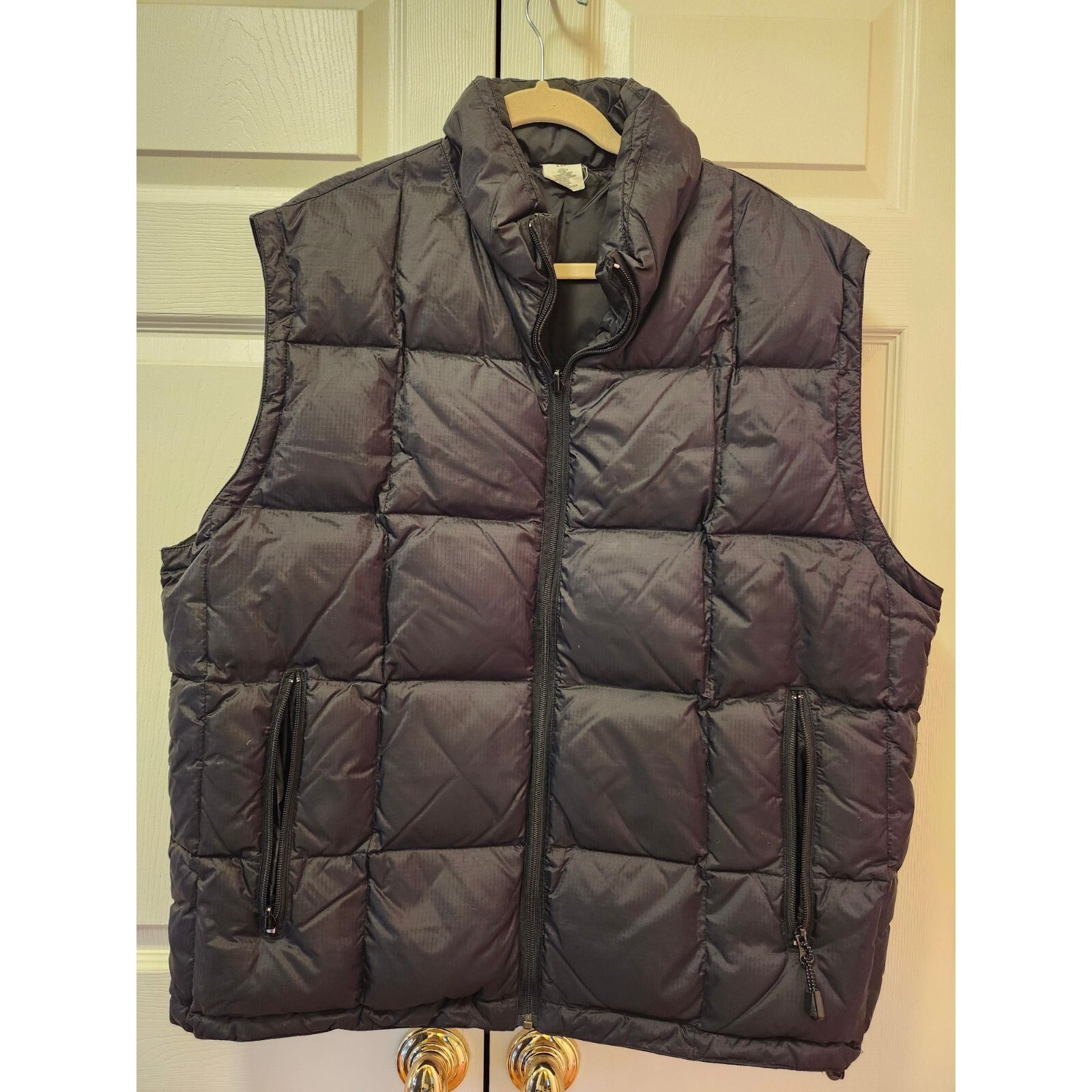 Men Gap Solid Black Down Winter Puffer Vest size … - image 1