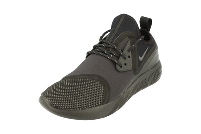 nike lunarcharge essential black gold