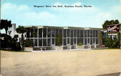 Postcard Wagners' Drive Inn Grill, Daytona Beach, FLA Palm Trees Signage A3