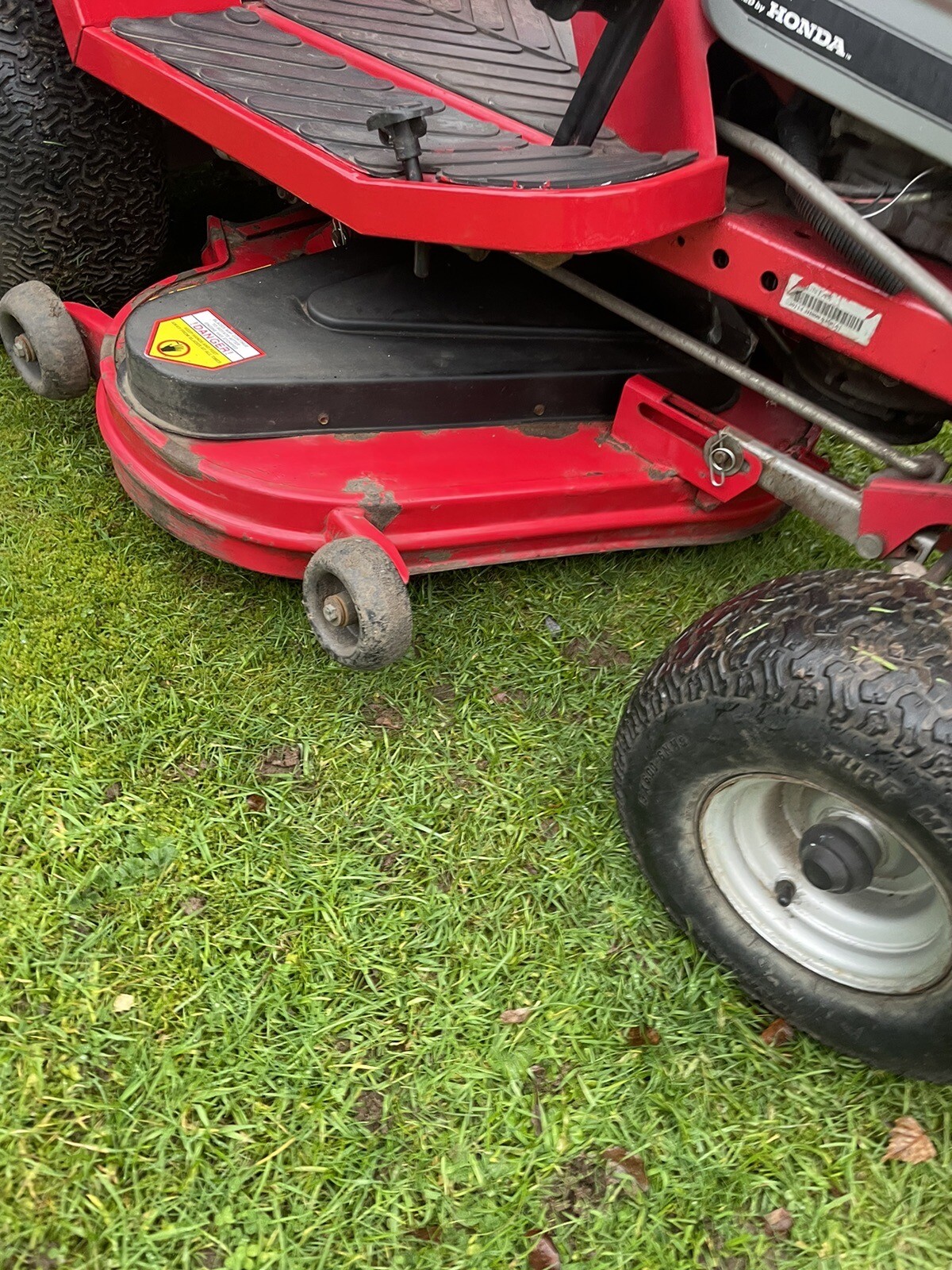 countax c300h ride on mower , lawnmower , honda engine , powered