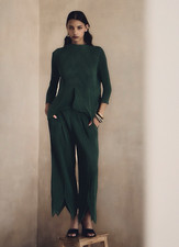 ISSEY MIYAKE Style Black Wide-Leg Pants with ...