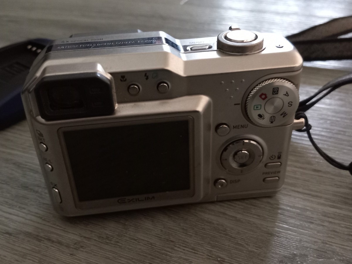 CASIO カシオ EXILIM PRO EX-P600 Casio EXILIM Pro EX-P600 6.0MP Digital Camera - Silver for sale