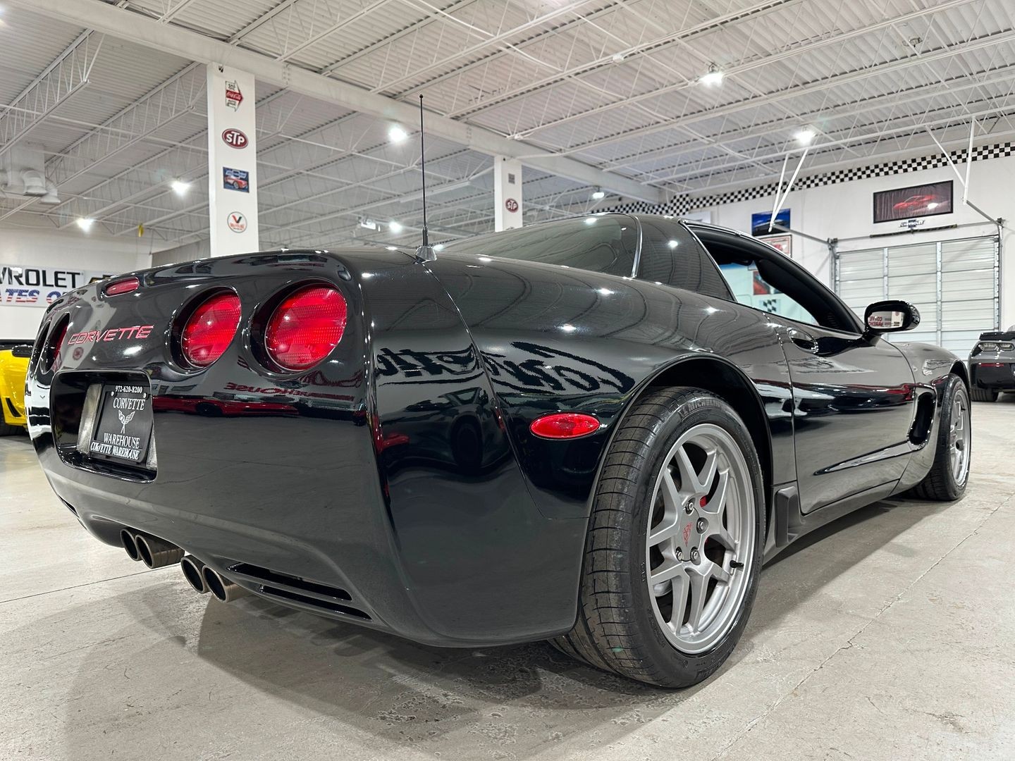 2004 [41U] Black Chevrolet Corvette   | C5 Corvette Photo 4