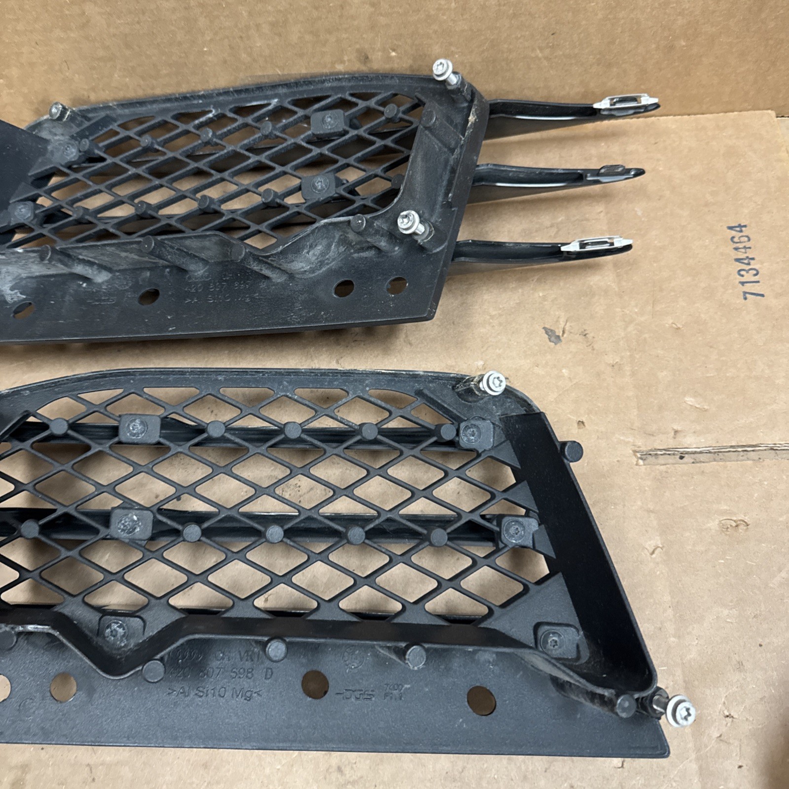 Rear Bumper Right Left Trim Panel Air Vent Grille Audi R8 2014 2015 Side 3125