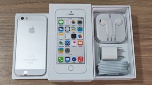 Apple iPhone 5s Desbloqueado 16GB 32GB 64GB iOS 12 Plata Oro Negro Con Accesorios