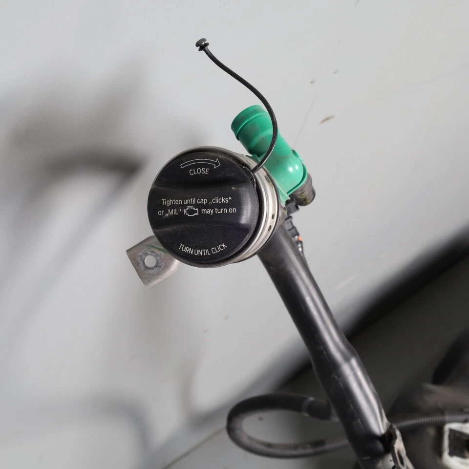 2014-2019 BMW X5 X6 2.0 / 3.0 /  4.4 Gas Fuel Tank 16117344554 OEM Used - Image 2 of 4