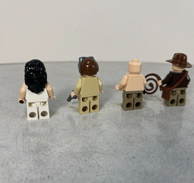 Lego Fight on the Flying Wing 7683 Indiana Jones Raiders of the Lost Ark Set