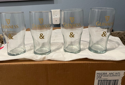 4 Genuine Guinness 20oz Tulip Pint Glasses Case Fresh from 2011 with (&) mark