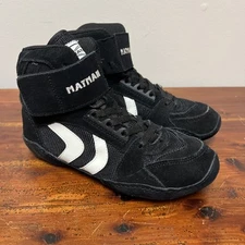 Matman Wrestling Shoes Youth Size 2 SO25 Black White Accent Excellent Condition