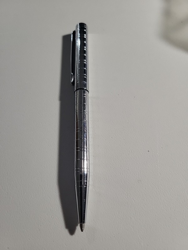 Sheaffer Silver Colored Etched Pen
