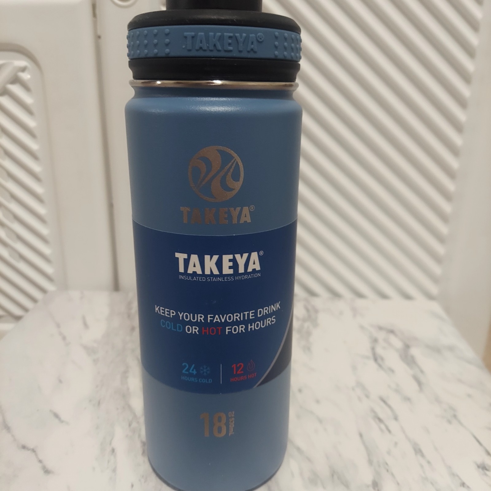 Takeya Vacuum Insulated Stainless Steel Water Bottle Blue 18oz Hot/Cold Bpa Free