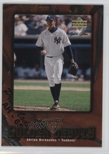 2001 Upper Deck Gold Glove Golden Debuts /1000 Adrian Hernandez #100 0c2