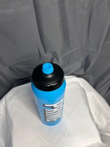 Prime Hydration 32oz Blue Squeeze Wasserflasche Neu! - Bild 5 von 5