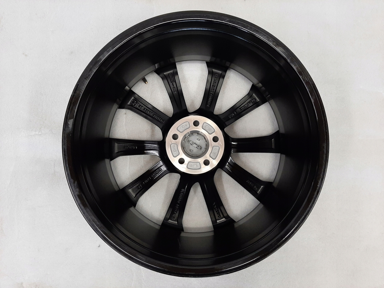1x Alu Felge Volvo V60 S60 142 Aluminum rim 19 Zoll 8.0J 5x108 