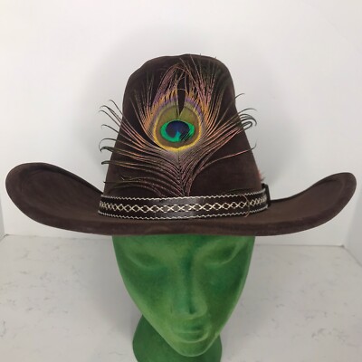 Beautiful felt vintage hat with netting and peacock feather. Lancaster Woman Felt Navy Blue Hat With Peacock Feathers, Peacock  main image 2